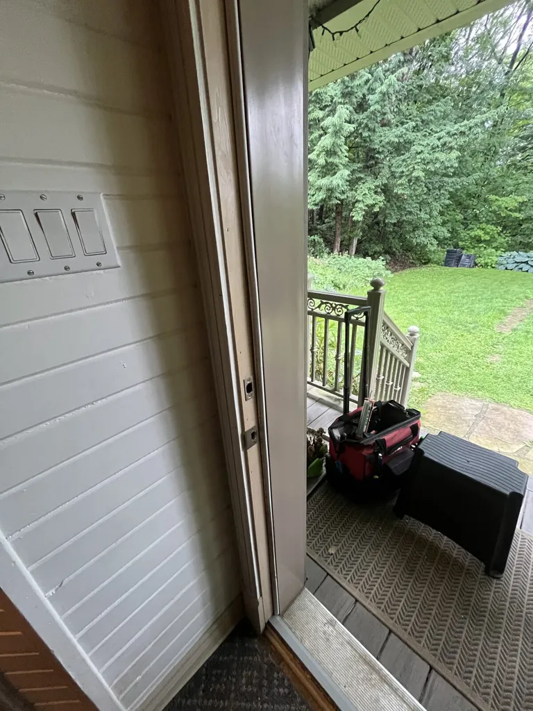 New weatherstripping and threshold seal in Ottawa