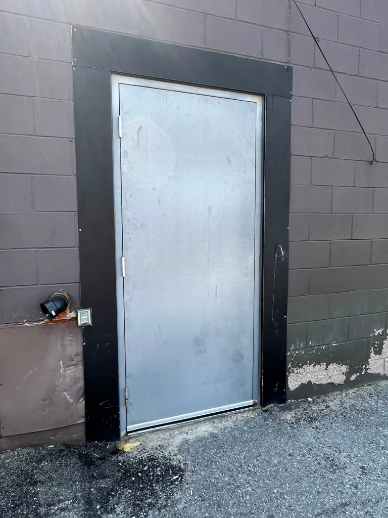 Commercial door repair in Kanata